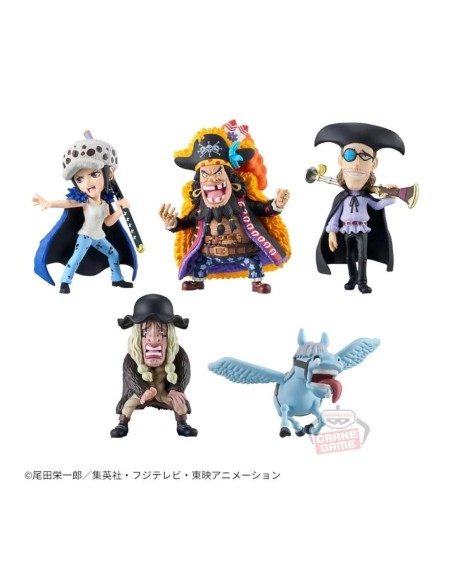 One piece world collectable figure  trafalgar law vs blackbeard pirates  1 unidad aleatoria
