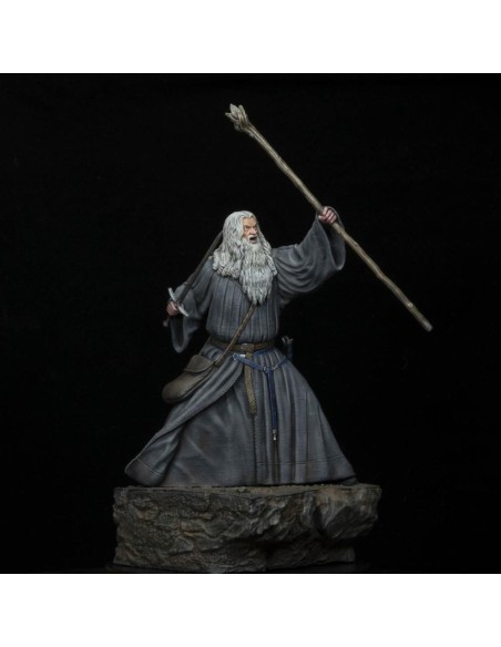Figura el señor de los anillos gandalf en moria 18 cm